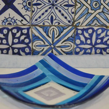 ريبيتا سينترال سويتس