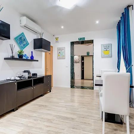 ريبيتا سينترال سويتس بيت ضيافة روما