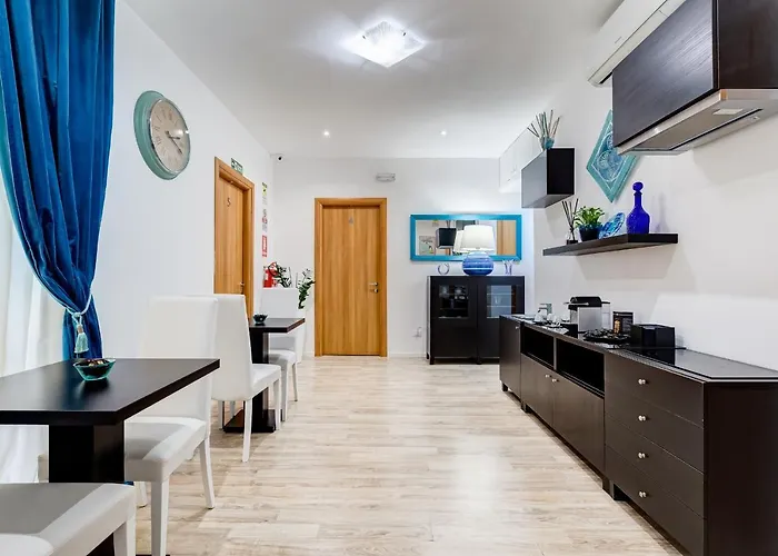 Ripetta בית הארחה 4*