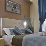 里佩塔中央套房酒店 招待所 4*